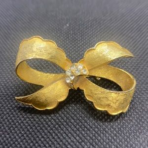 Vintage gold rhinestone bow broach